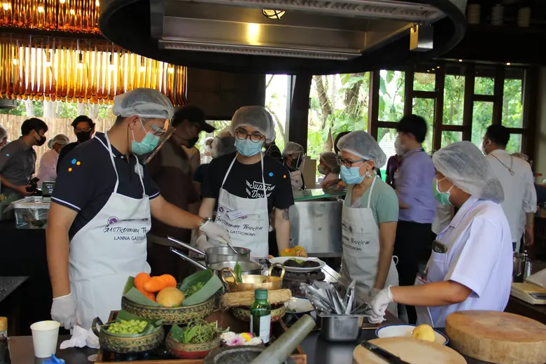 มช. เทรนผู้ประกอบการ พร้อมรับเปิดประเทศ ชู Gastronomy Tourism เมืองท่องเที่ยวเชิงวัฒนธรรมอาหารล้านนาแบบใหม่