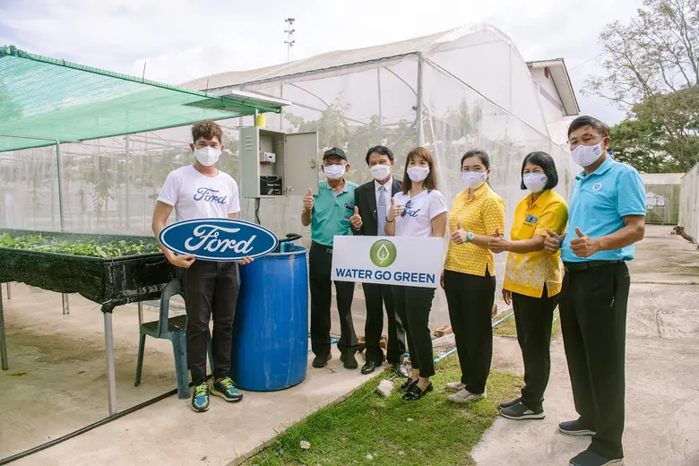 ฟอร์ดจัดกิจกรรม 'Water Go Green' ปีที่ 6 ติดตั้งอุปกรณ์พลังงานแสงอาทิตย์ ช่วยจัดการน้ำ ไฟส่องสว่าง พร้อมมอบชั้นปลูกผักเพื่อเป็นต้นแบบให้แก่ชุมชน
