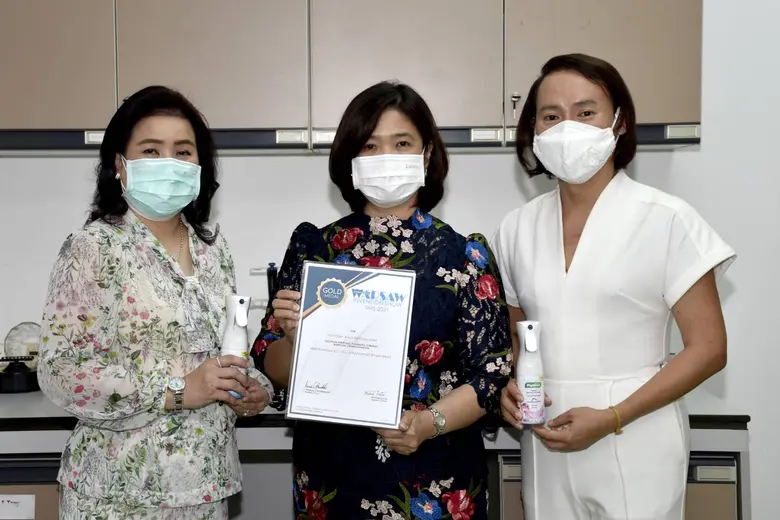 สเปรย์ลดฝุ่น PM2.5 "ไฟท์ฝุ่น" นวัตกรรมเพื่อสุขภาพจากเภสัชศาสตร์ จุฬาฯ รางวัลเหรียญทองประกวดนวัตกรรมนานาชาติ "IWIS 2021"