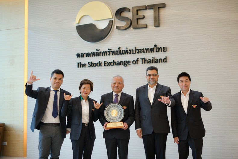 "เสถียร เศรษฐสิทธิ์" นำทัพ "คาราบาวกรุ๊ป" คว้า 3 รางวัลจาก SET Awards 2021 การันตีด้วยรางวัล Best CEO และ Best Company Performance 2 ปีติดต่อกัน ชูผลดำเนินงาน-นวัตกรรมที่โดดเด่น ตอกย้ำแบรนด์ระดับโลก