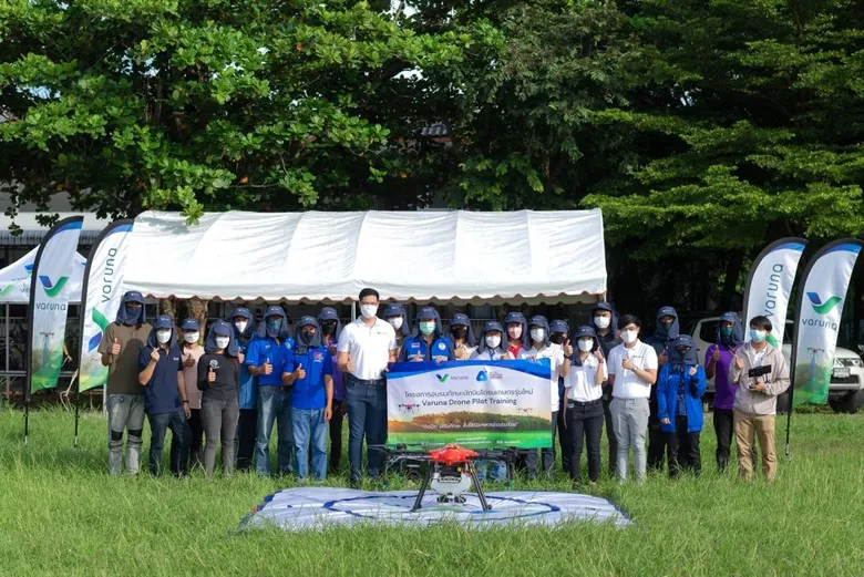 VARUNA ผู้นำด้านเทคโนโลยีเพื่อการเกษตรของไทย ภายใต้เครือ ARV ผนึก Samsung สร้างสรรค์โครงการ "อบรมทักษะการบินโดรนแก่เกษตรกร"