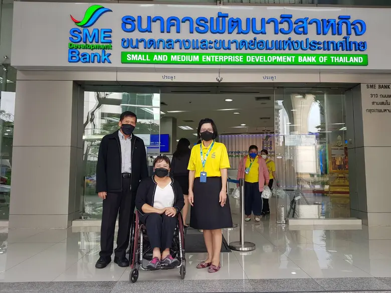 SME D Bank  บริจาคอาหารกลางวัน ช่วยเหลือผู้พิการชุมชนคลองเตย
