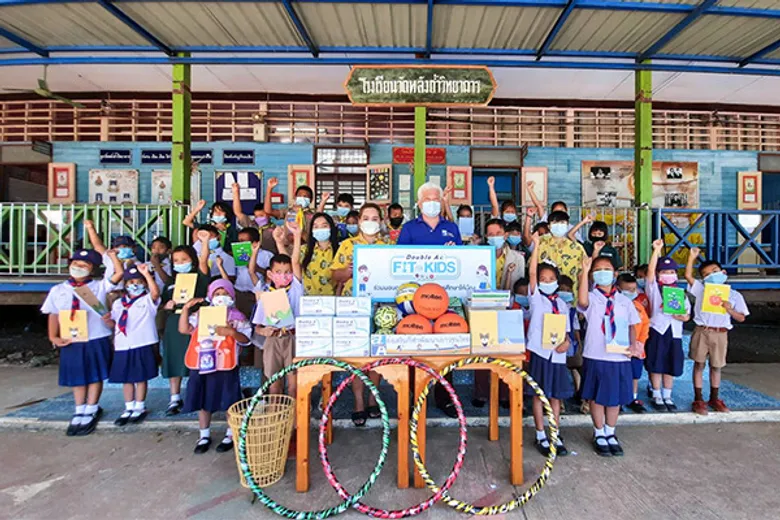กิจกรรม Double A Fit for Kids มอบอุปกรณ์กีฬาให้น้อง