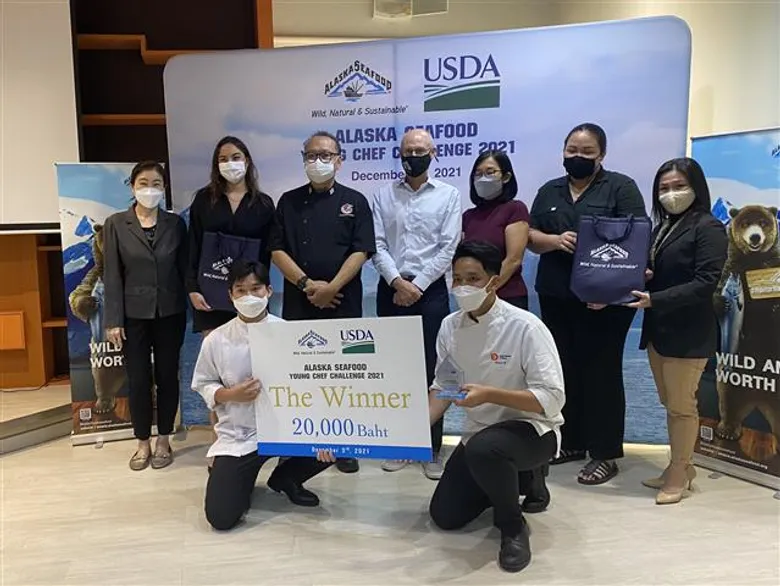 "วิทยาลัยดุสิตธานี คว้ารางวัลสุดยอดเชฟระดับอุดมศึกษา" ในรายการแข่งขัน "Alaska Seafood Young Chef Challenge 2021"