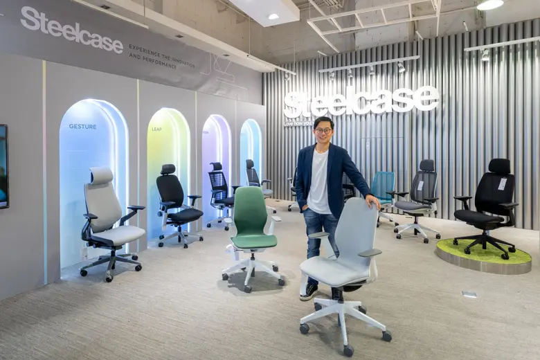 โมเดอร์นฟอร์ม เปิดตัวเก้าอี้รุ่น SILQ จาก Steelcase เฟอร์นิเจอร์สำนักงานระดับโลก ผสานนวัตกรรม ศิลปะ และประสิทธิภาพ เพื่อตอบสนองทุกการเคลื่อนไหว ตอบโจทย์การทำงานยุคใหม่แบบเวลบีอิ้ง