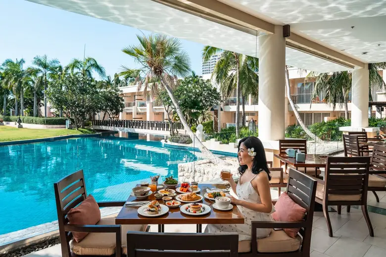 เชอราตันหัวหิน รีสอร์ทแอนด์สปา ชวนเที่ยวทะเลหัวหิน กับโปรโมชั่น "Earn, Eat, Enjoy" พร้อมรับสิทธิพิเศษมากมาย
