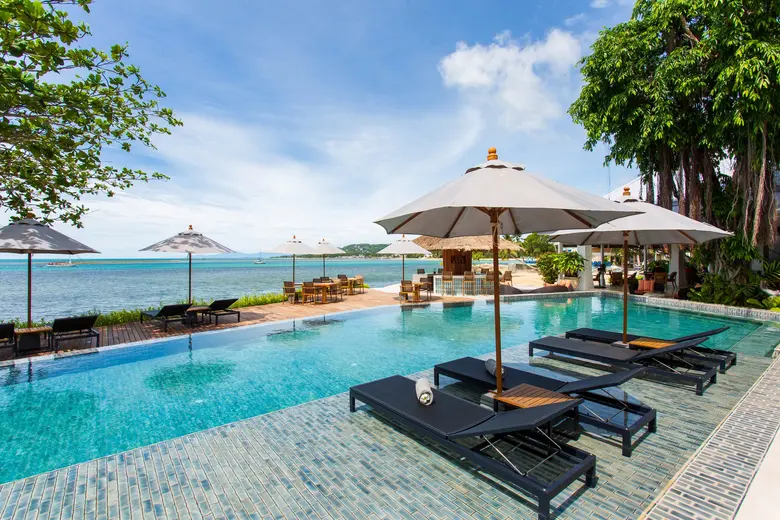 'VRANDA' ปักธงโมเดล 'Veranda Collection' ขยายธุรกิจโรงแรม  จ่อลงทุนโปรเจกต์ใหม่ ขานรับแนวโน้มอุตฯ ท่องเที่ยวฟื้น  ชูต้นแบบการบริหาร "เวอโซ หัวหิน และสมุย" ดันรายได้พุ่ง