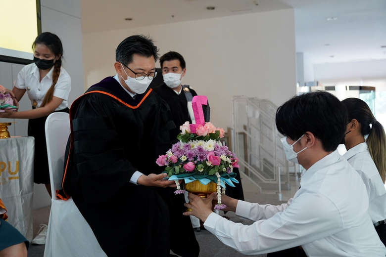 คณะสหวิทยาการเทคโนโลยีและนวัตกรรม SPU จัดพิธีไหว้ครู ประจำปีการศึกษา 2564