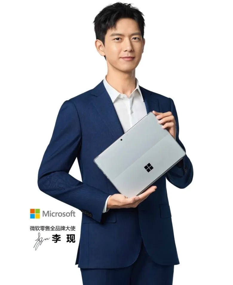 เตรียมพบกับ Surface Pro 8 ใหม่ อุปกรณ์ 2-in-1 อันทรงพลังและเหนือชั้นยิ่งกว่า เพื่อประสบการณ์ Windows 11 ที่สมบูรณ์แบบ