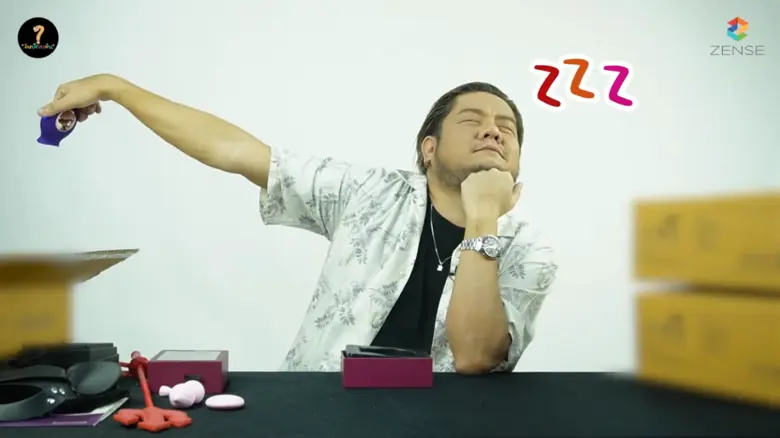 ฮือฮาขั้นสุด! "เบน ชลาทิศ" รีวิวกล่องสุ่ม กรี๊ดลั่นกลางรายการ "อิหยั่งว่ะเห้ย"