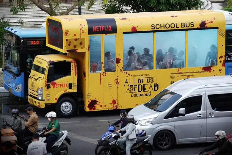 Netflix ปลุกกระแส K-Zombie! ชวนเปิดตำราวิชาเอาตัวรอด จัดเต็มมอบประสบการณ์สุดสะพรึง โปรโมตซีรีส์ มัธยมซอมบี้ (All of Us Are Dead)