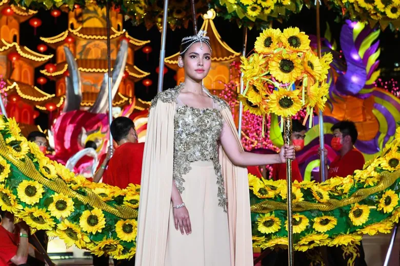 สุดยิ่งใหญ่! ไอคอนสยาม เบิกฟ้าฉลองตรุษจีนสุดตระการตา ณ โค้งน้ำท้องมังกรเก็บทรัพย์ ในงาน "THE ICONSIAM ETERNAL PROSPERITY CHINESE NEW YEAR 2022"