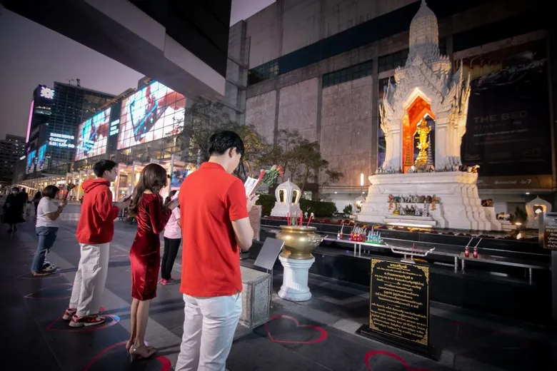 วาเลนไทน์นี้ต้องเซ็นทรัล! เซ็นทรัลพัฒนา สร้างแลนด์มาร์กที่สุดแห่ง วาเลนไทน์อินเลิฟ ในแคมเปญ "LOVE destiNATION : Eat Play Love" ที่ศูนย์การค้าเซ็นทรัล