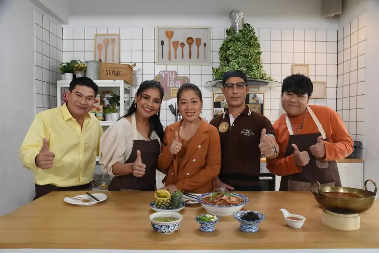 เซ้นส์ฯ ส่งรายการใหม่ จานเด็ด โดน! รวมอาหารจานเด็ดร้านดังระดับตำนาน กับ 3 พิธีกรสายกิน ตั๊ก ศิริพร - นุ้ย เชิญยิ้ม และ อาไท พร้อมชิมทุกร้าน เริ่มอาทิตย์ที่ 13 กุมภาพันธ์นี้