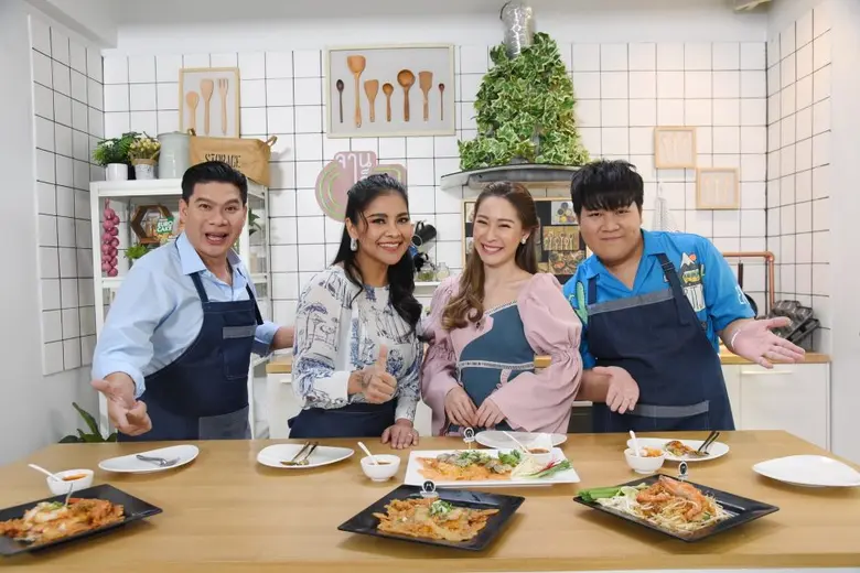 เซ้นส์ฯ ส่งรายการใหม่ จานเด็ด โดน! รวมอาหารจานเด็ดร้านดังระดับตำนาน กับ 3 พิธีกรสายกิน ตั๊ก ศิริพร - นุ้ย เชิญยิ้ม และ อาไท พร้อมชิมทุกร้าน เริ่มอาทิตย์ที่ 13 กุมภาพันธ์นี้