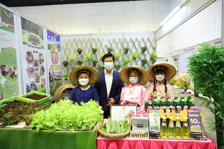 ตามไปดู … ไอเดียเยาวชนรักสิ่งแวดล้อม งาน "Green & Cleanโรงเรียนสีเขียวปีที่ ๔" สร้างจิตสำนึกรักษ์โลก