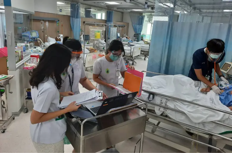 เจาะใจ"หมอเมดศิริราช"