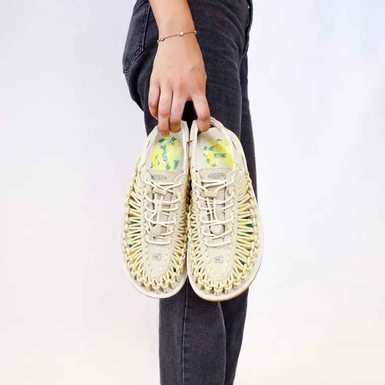 รองเท้ารุ่น KEEN UNEEK MIMOSA ฉลองวันสตรีสากล  พบความพิเศษนี้ได้ที่ Element 72 ชั้น 1 สยามดิสคัฟเวอรี่