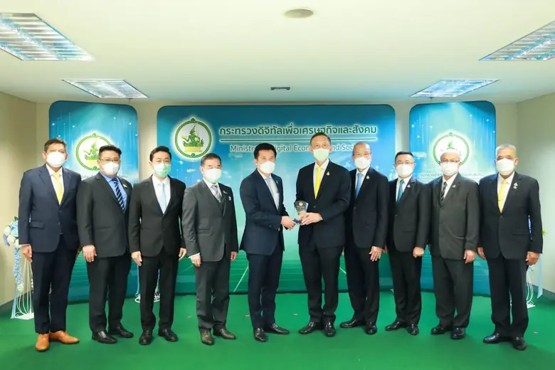 "ชัยวุฒิ" ถกกมธ. ไอซีที ผลักดันแก้ปัญหาแก๊งคอลเซ็นเตอร์อย่างเป็นรูปธรรมโดยเร็ว