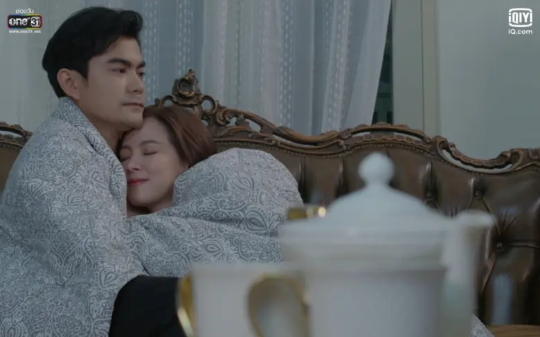 หนาวเนื้อห่มเนื้อ จึงหายหนาว "สิเน่หาส่าหรี" ทำเขิน ไม่ไหวแล้ว ดูย้อนหลังฟรีบนแอปพลิเคชัน iQiyi (อ้ายฉีอี้) และ เว็บไซต์ iQ.com