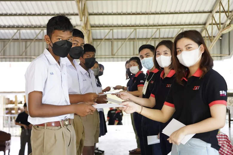 DEK บัณฑิตพันธุ์ใหม่ SITI SPU ลงพื้นที่เรียนรู้นวัตกรรม แบ่งปันเพื่อสังคม