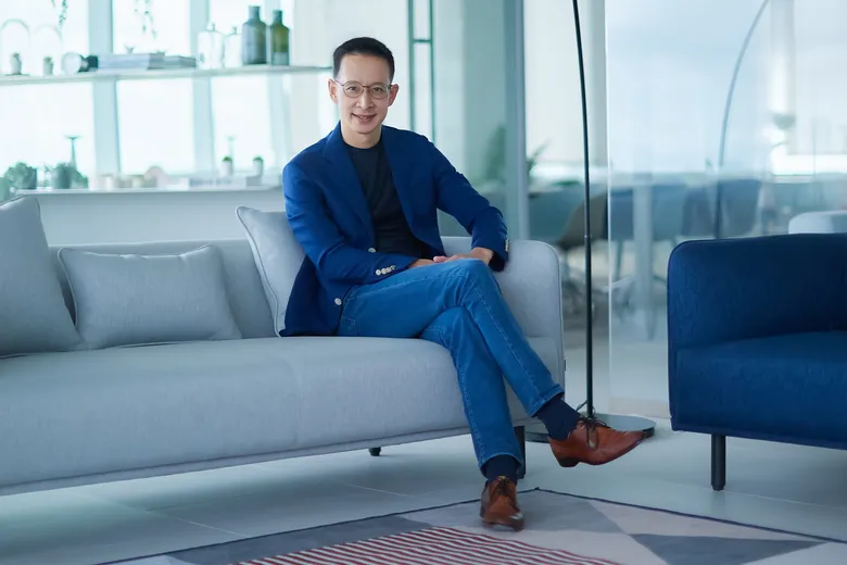 เมืองไทยสไมล์คลับ จัดกิจกรรมแห่งความสุขและรอยยิ้ม เมืองไทยสไมล์โซไซตี้ : "เพิ่มภูมิคุ้มกัน แบ่งปันความสุข" ให้สมาชิกฯ ใช้คะแนนสะสมแลกรับวัคคซีนโมเดอร์นา
