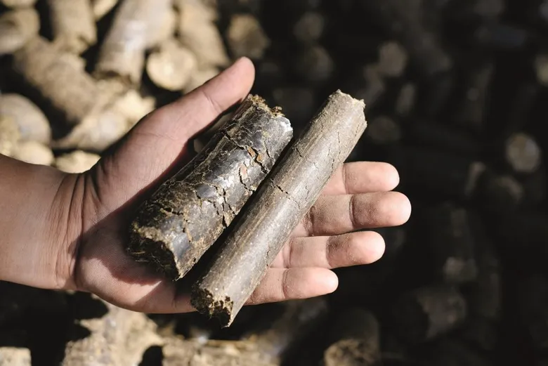 เอสซีจี ตั้งเป้าสู่ Net Zero Cement & Concrete 2050 พัฒนานวัตกรรมตามแนวคิดเศรษฐกิจคาร์บอนต่ำ และเป็นมิตรต่อสิ่งแวดล้อม เพื่อบรรลุเป้าหมายการปล่อยก๊าซเรือนกระจกสุทธิเป็นศูนย์