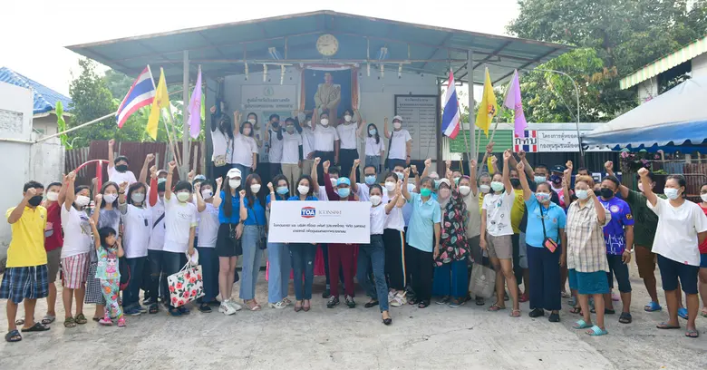 TOA ร่วมกับ ICONSIAM จัดกิจกรรม "อาสาช่วยทาสี" ปรับภูมิทัศน์ชุมชนคลองพระยาเกษม