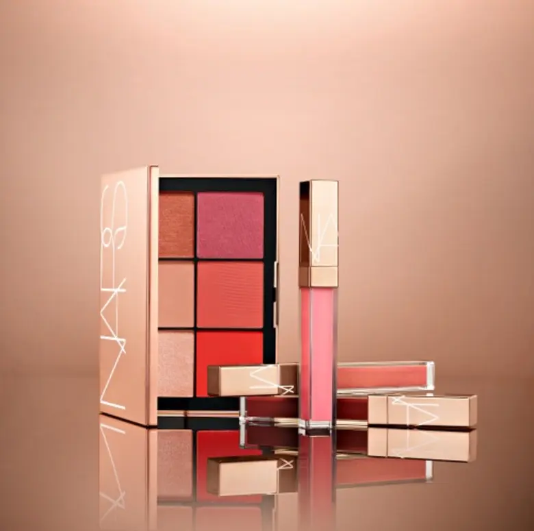 เปล่งประกายโดดเด่นด้วย NARS THE AFTER GLOW COLLECTION