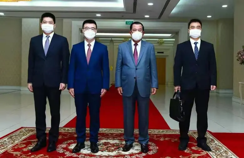 นายกรัฐมนตรีฮุนเซนสนับสนุนหัวเว่ย นำร่องการเปลี่ยนแปลงทางดิจิทัลสู่กัมพูชา