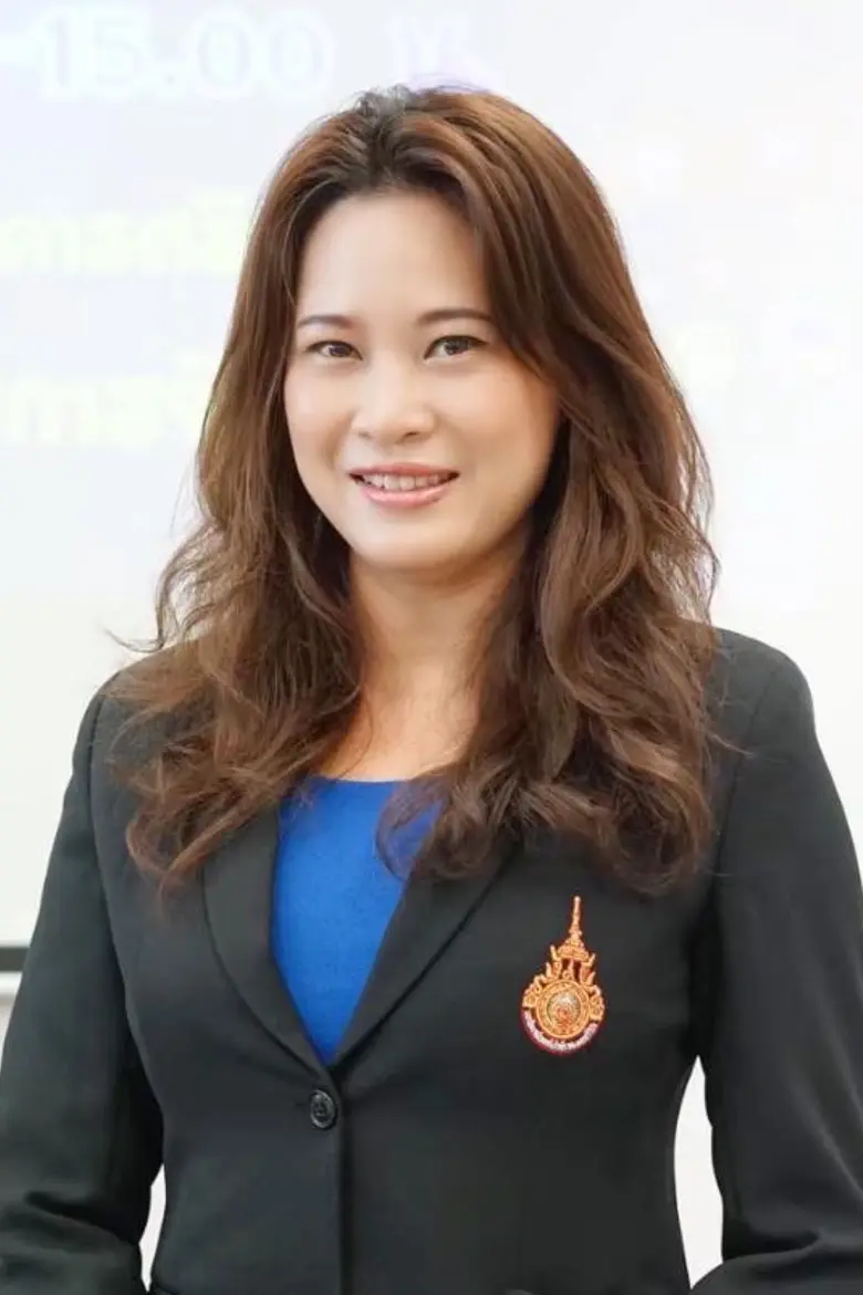 อาจารย์ มทร. พร้อมด้วยทีมวิจัย พบจิ้งจกหินชนิดใหม่ของโลก "จิ้งจกหินวงจันทร์"