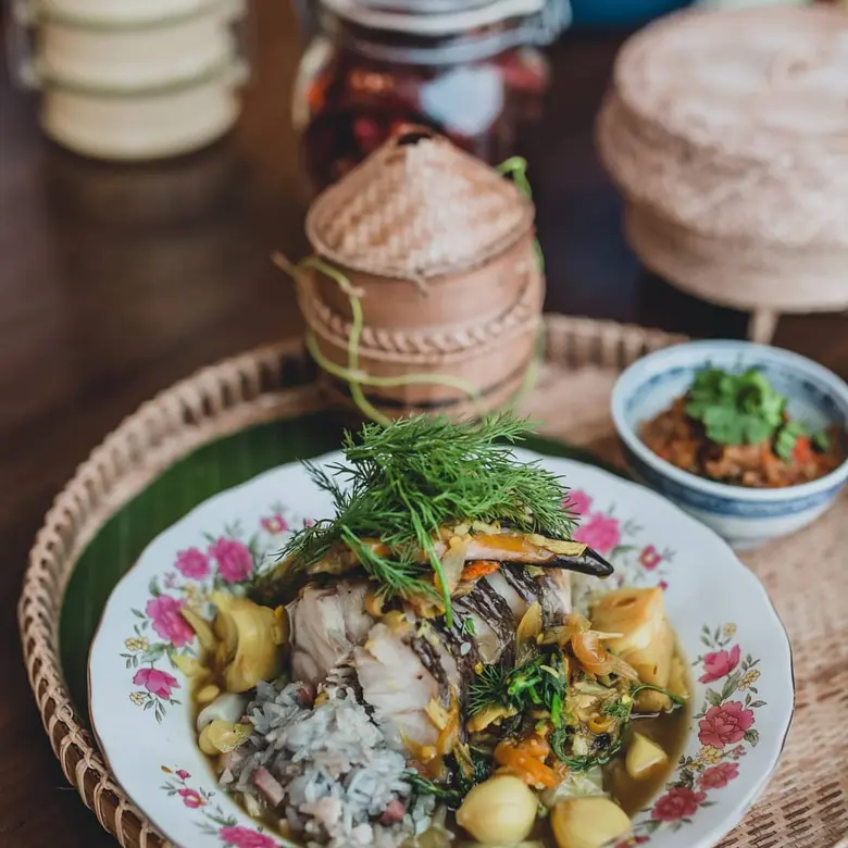 อร่อยคลายร้อนกับหลายเมนูเด็ดหลากสไตล์จากร้านอาหารและคาเฟ่ชื่อดัง ที่ เซ็นทรัล เอ็มบาสซี