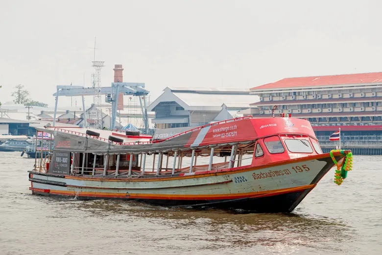 SHARGE จับมือเรือด่วนเจ้าพระยา ร่วมพลิกโฉมเรือสันดาปสู่ "เรือไฟฟ้า" เดินหน้าตั้งสถานีชาร์จเรือไฟฟ้าตามท่าเรือ นำร่องแห่งแรกท่ามหาราช
