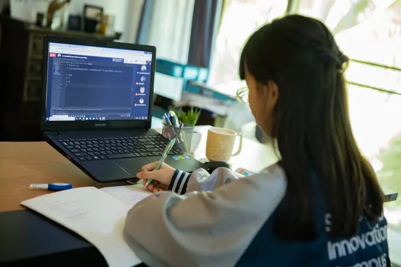 โค้ดดิ้ง: ทักษะแห่งยุค สู่โอกาสใหม่ในโลกดิจิทัล