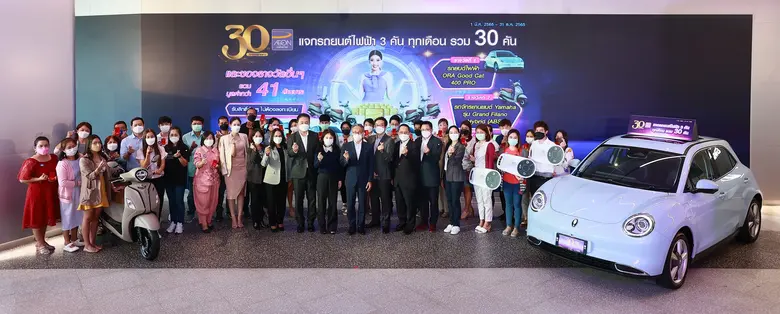 คุณซึโทะมุ โอโมะเดะระ กรรมการผู้จัดการ คุ...
