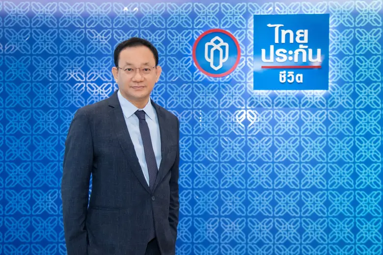 นายไชย ไชยวรรณ กรรมการและประธานเจ้าหน้าที...