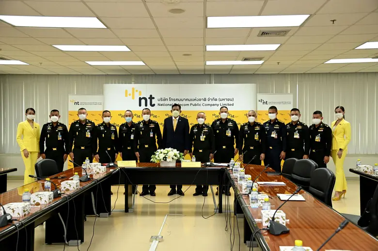 นาวาอากาศเอก สมศักดิ์ ขาวสุวรรณ์ กรรมการแ...