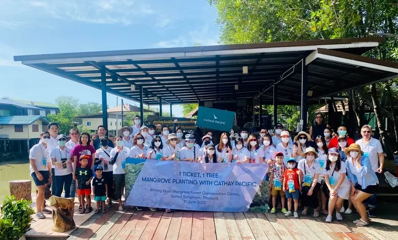 "บิน 1 เที่ยว ปลูก 1 ต้น" คาเธ่ย์ แปซิฟิค ปลูกต้นโกงกาง 999 ต้นในประเทศไทย เป็นส่วนหนึ่งของการก้าวไปสู่ความเป็นกลางทางคาร์บอน