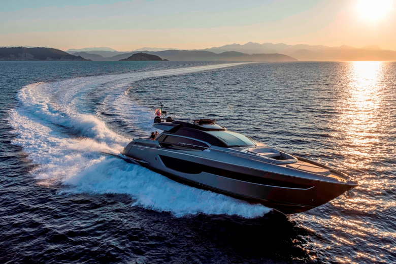 วี ยอชท์ เอเชีย เปิดตัว Ferretti Yachts 500 และ Riva 76' Perseo อัลตรา ลักซ์ชัวรี่ ยอชท์ สุดหรูอลังการที่สุดของโลก 2 รุ่นใหม่ล่าสุด ครั้งแรกในประเทศไทย