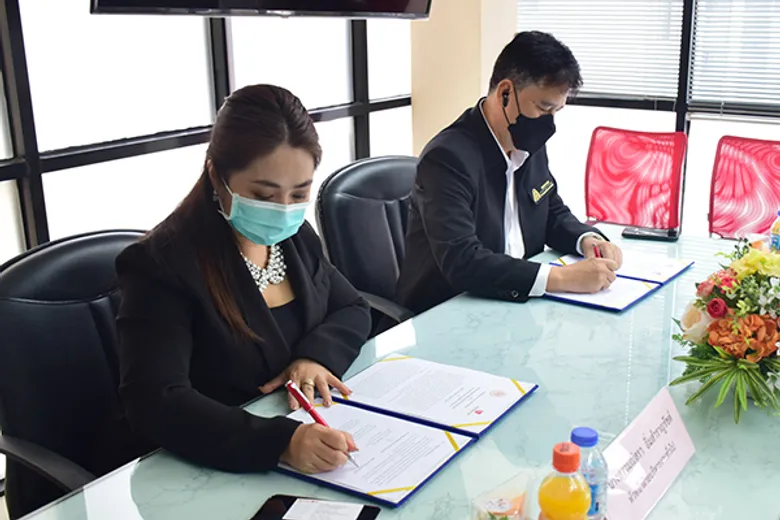 คณะบริหารธุรกิจและอุตสาหกรรมบริการ มจพ. วิทยาเขตปราจีนบุรี MOU กับ บริษัท ไทย ไลอ้อน เมนทารี