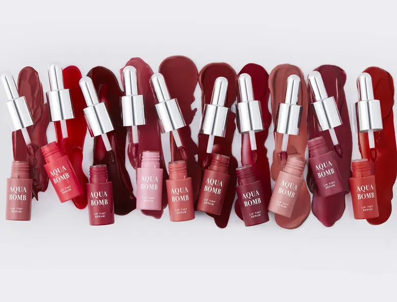 ปากสวยฉ่ำ พร้อมบำรุง ด้วย Aqua Bomb Lip Tint Serum ใหม่ล่าสุด! จาก SRICHAND สีสันสดชัด เพิ่มความชุ่มชื่น