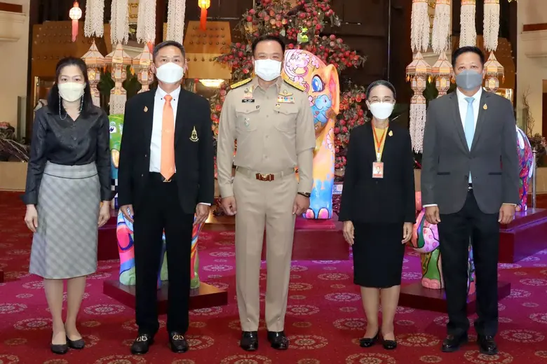 อนุทิน ชาญวีรกูล รองนายกรัฐมนตรีและรัฐมนต...