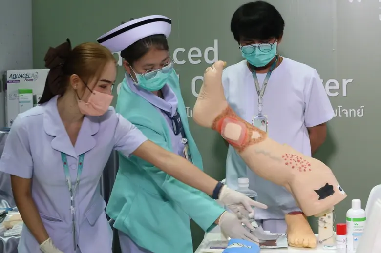 โรงพยาบาลพญาไท3 Grand Opening Advanced wound care Center