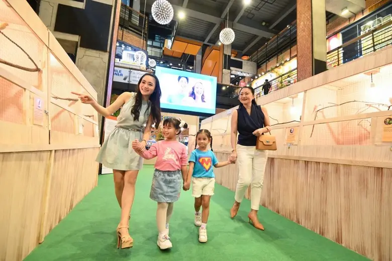 "เดอะ สตรีท รัชดา" จัดงาน "The Street Backyard Birds" นกน้อยในสวนหลังบ้าน เพลิดเพลินไปกับนิทรรศการเรียนรู้ชีวิตนก การป้อนอาหารสัตว์ และกิจกรรมเวิร์กชอป