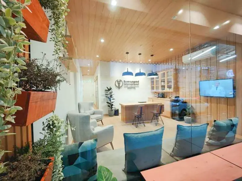 บำรุงราษฎร์ เดินหน้ารุกตลาดในประเทศ เปิดสำนักงานแห่งแรกในจังหวัดภูเก็ต รับ Medical & Wellness Destination ย้ำคุณภาพมาตรฐานระดับสากลของไทย