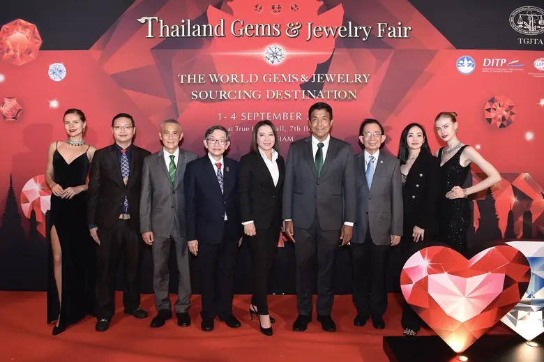 สมาคมผู้ค้าอัญมณีไทยและเครื่องประดับ จัดง...