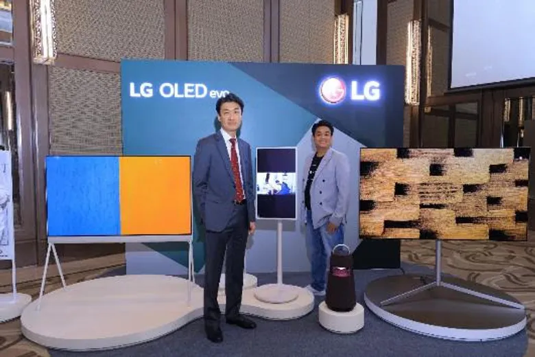 แอลจีเปิดตัวนวัตกรรมทีวี OLED ใหม่ล่าสุด พร้อมขยายไลน์อัพทีวี QNED ส่งมอบประสบการณ์ความบันเทิงในบ้านแบบครบครัน ด้วยตัวเลือกซีรีส์ใหม่และขนาดหลากหลายขึ้น