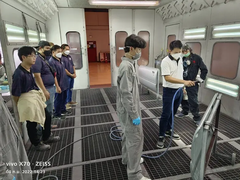 แอ็กซอลตา จัดอบรมและเวิร์คช้อป ให้แก่ กลุ่มรุ่งเรืองกรุ๊ป ต่อยอดเพื่อบริการเป็นเลิศ จากผู้นำสีพ่นรถยนต์ระดับโลก