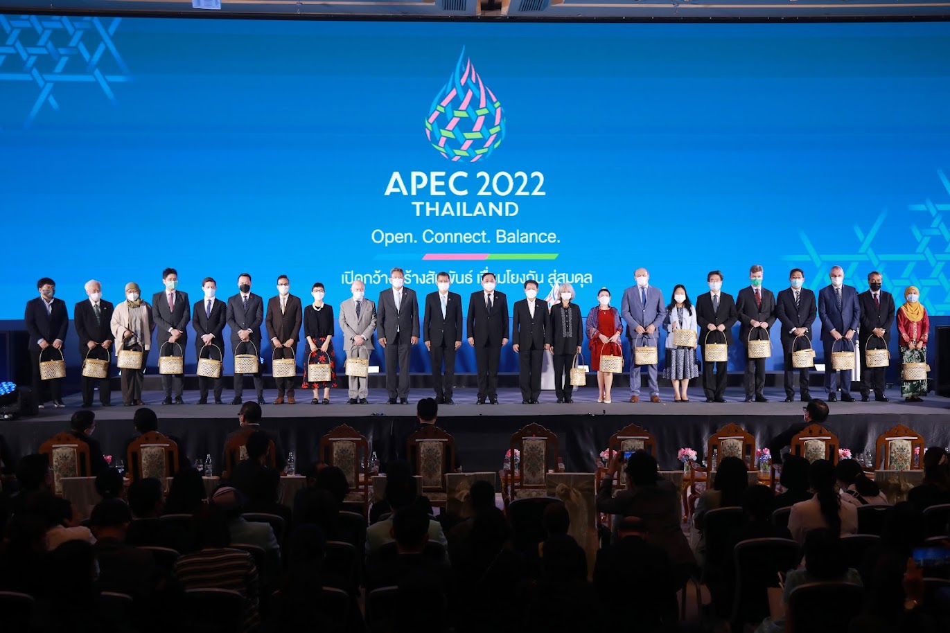 ดีอีเอส ร่วมกิจกรรมรณรงค์ "ไทยพร้อม APEC พร้อม" ไทยเป็นเจ้าภาพเอเปค