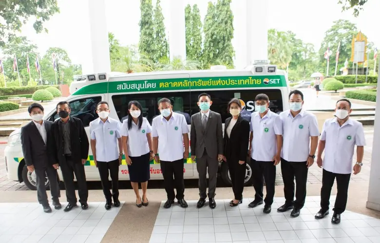 รองรักษ์ พนาปวุฒิกุล รองผู้จัดการ หัวหน้าสายงานกฎหม...
